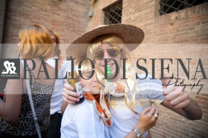 Giro-Selva-19-Agosto-Parrucche-Bionde-Palio-Ago-2019-028
