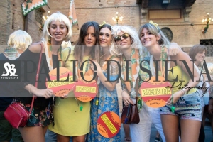 Giro-Selva-19-Agosto-Parrucche-Bionde-Palio-Ago-2019-064