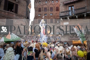 Giro-Selva-19-Agosto-Parrucche-Bionde-Palio-Ago-2019-164