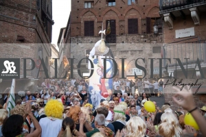 Giro-Selva-19-Agosto-Parrucche-Bionde-Palio-Ago-2019-168