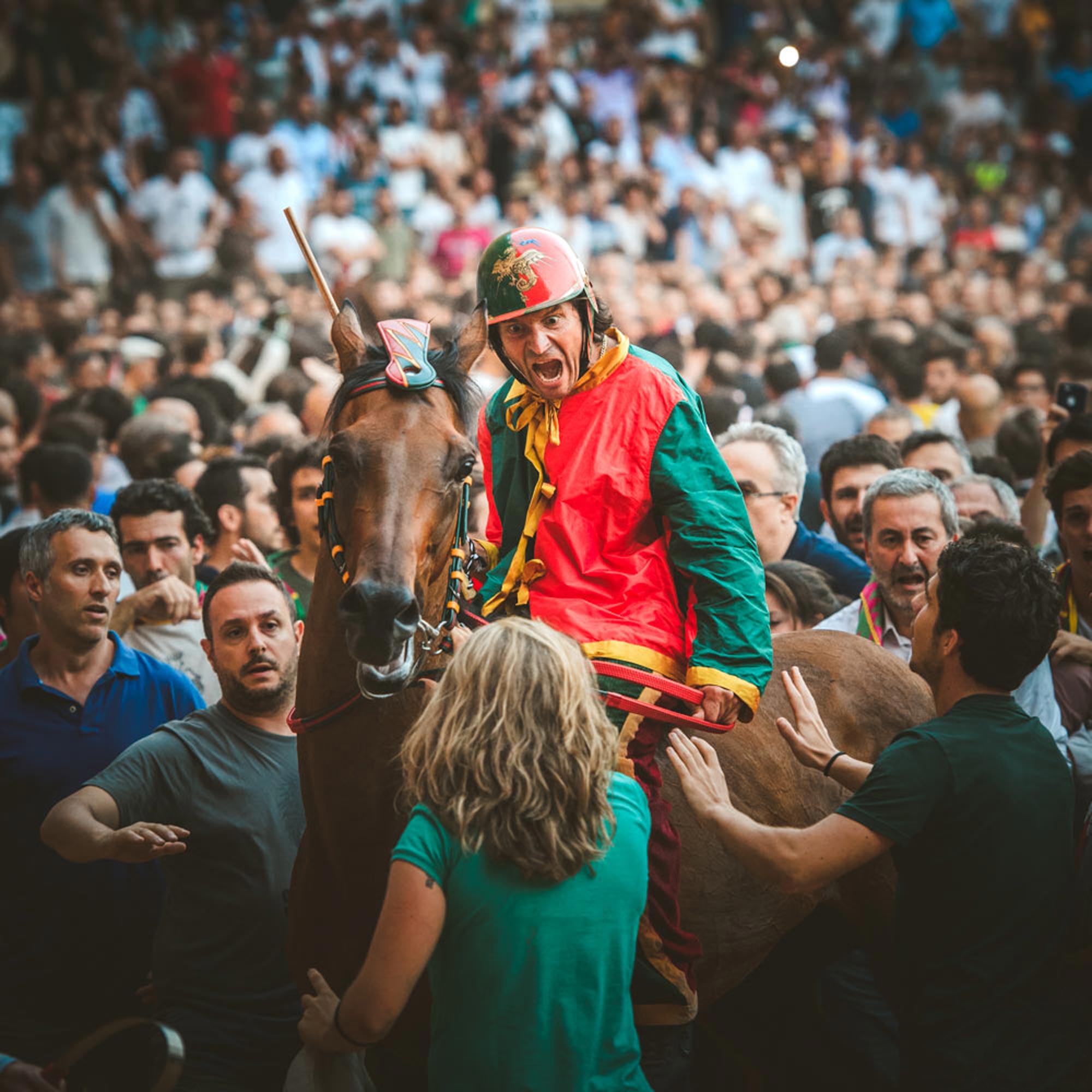 The Best Lens for Photographing the Palio di Siena