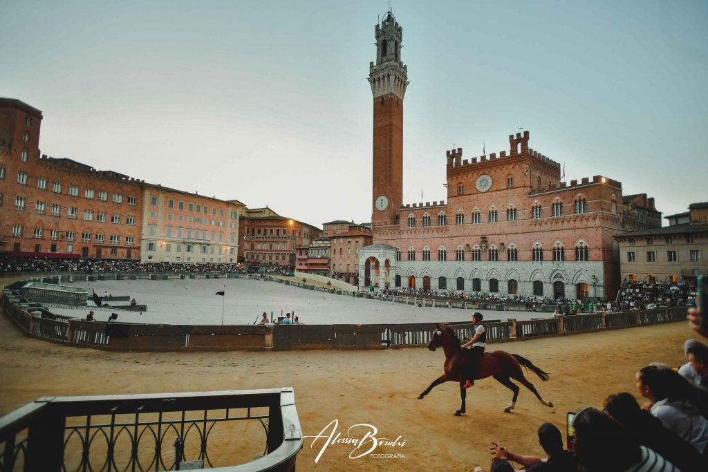 Foto Palio di Siena: Archivio Fotografico del Palio di Siena - Alessia Bruchi Fotografia, Fotoreporter di Palio e fotografo Palio di Siena
