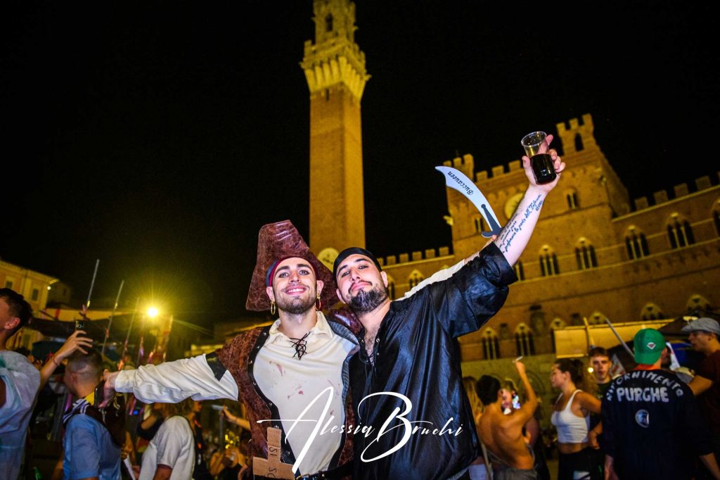 Foto Corteo Vittoria Oca